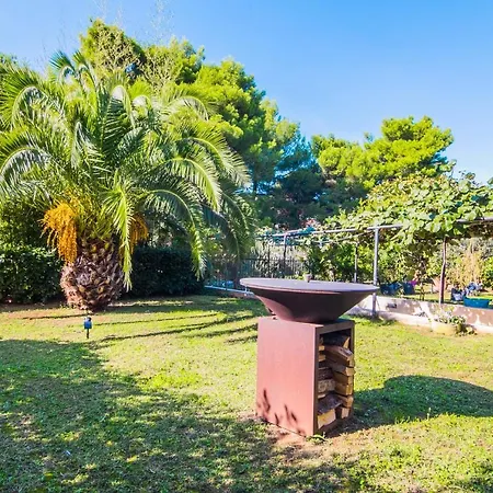 Lägenhet With A Garden *