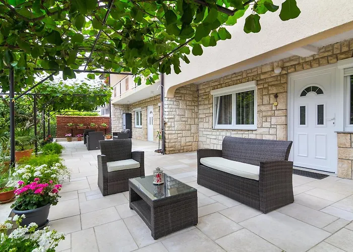 Lejlighed With A Garden