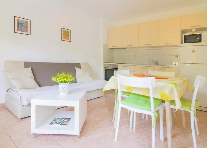 Lejlighed With A Garden