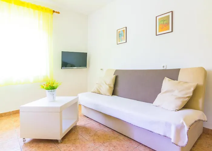 With A Garden Lejlighed *